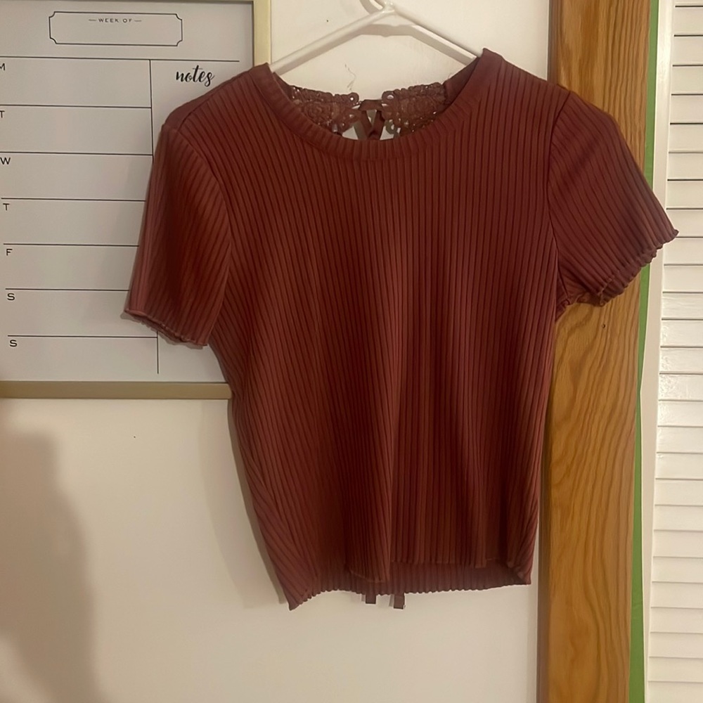 T-shirt with super cute back